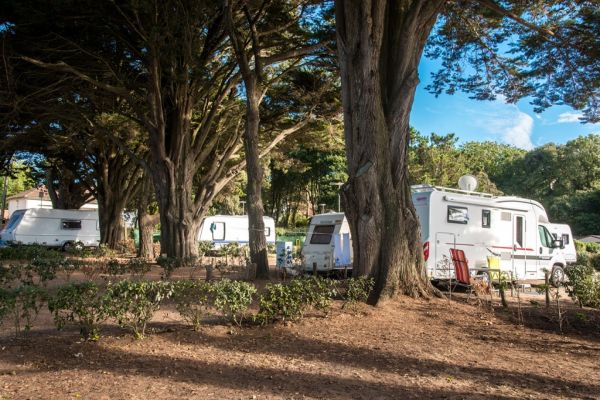 camping à proximité de planète sauvage